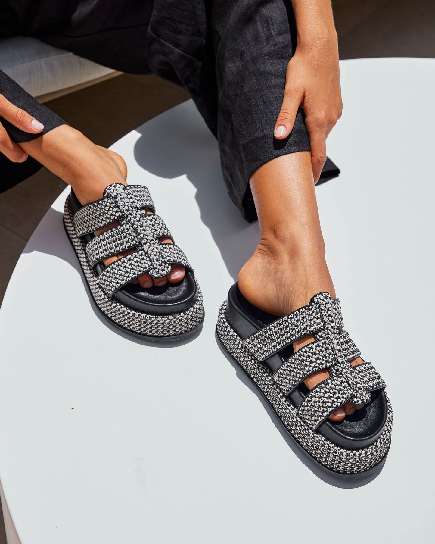 Huxley Slide - Black Multi