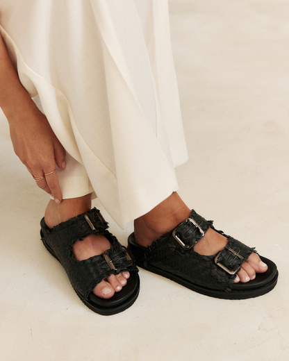 Amara Leather Slide - Black