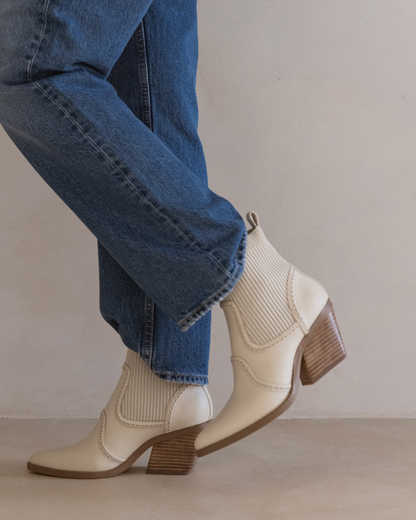 Yanna Leather Boot - Ivory